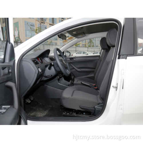 Auto Drive a sinistra Motore a benzina a basso prezzo Nuovo Santana 2021 1.5T 5 sedili Tessuto elettrico Changan CS75 Multifunzione